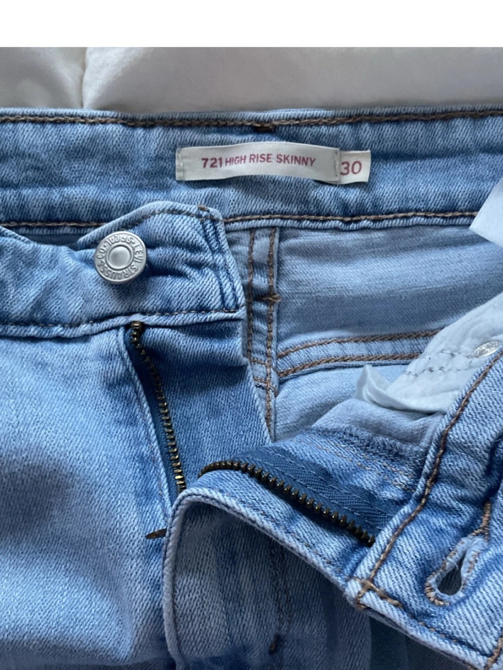 Levi's Light Blue Ripped Straight-Leg Women's Jeans - Picture 5 of 7
